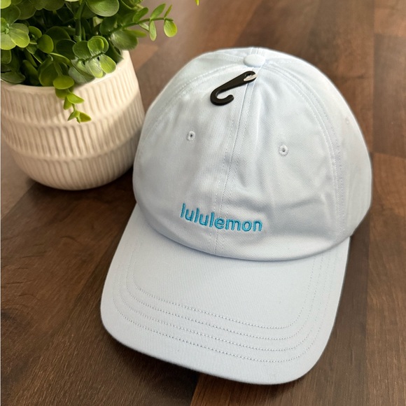 🆕 Lululemon Ball Cap - Picture 1 of 7